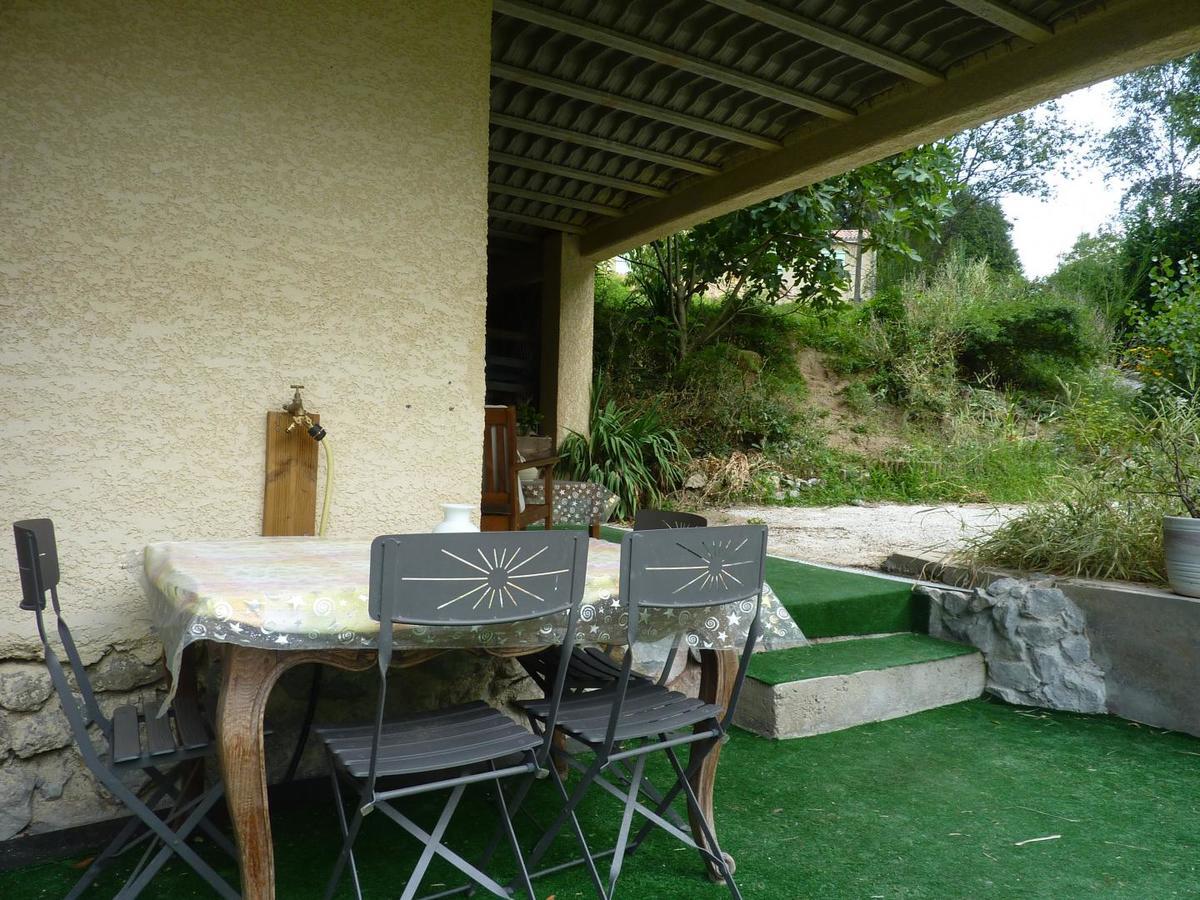 Les cimes - Le gîte Saint-Pierre-de-Rivière Extérieur photo