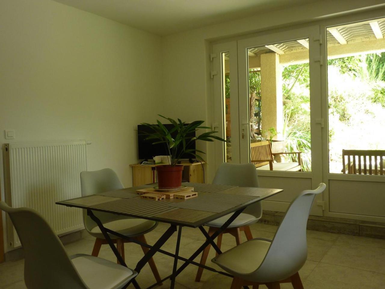 Les cimes - Le gîte Saint-Pierre-de-Rivière Extérieur photo